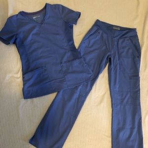 Healing hands yoga scrub set